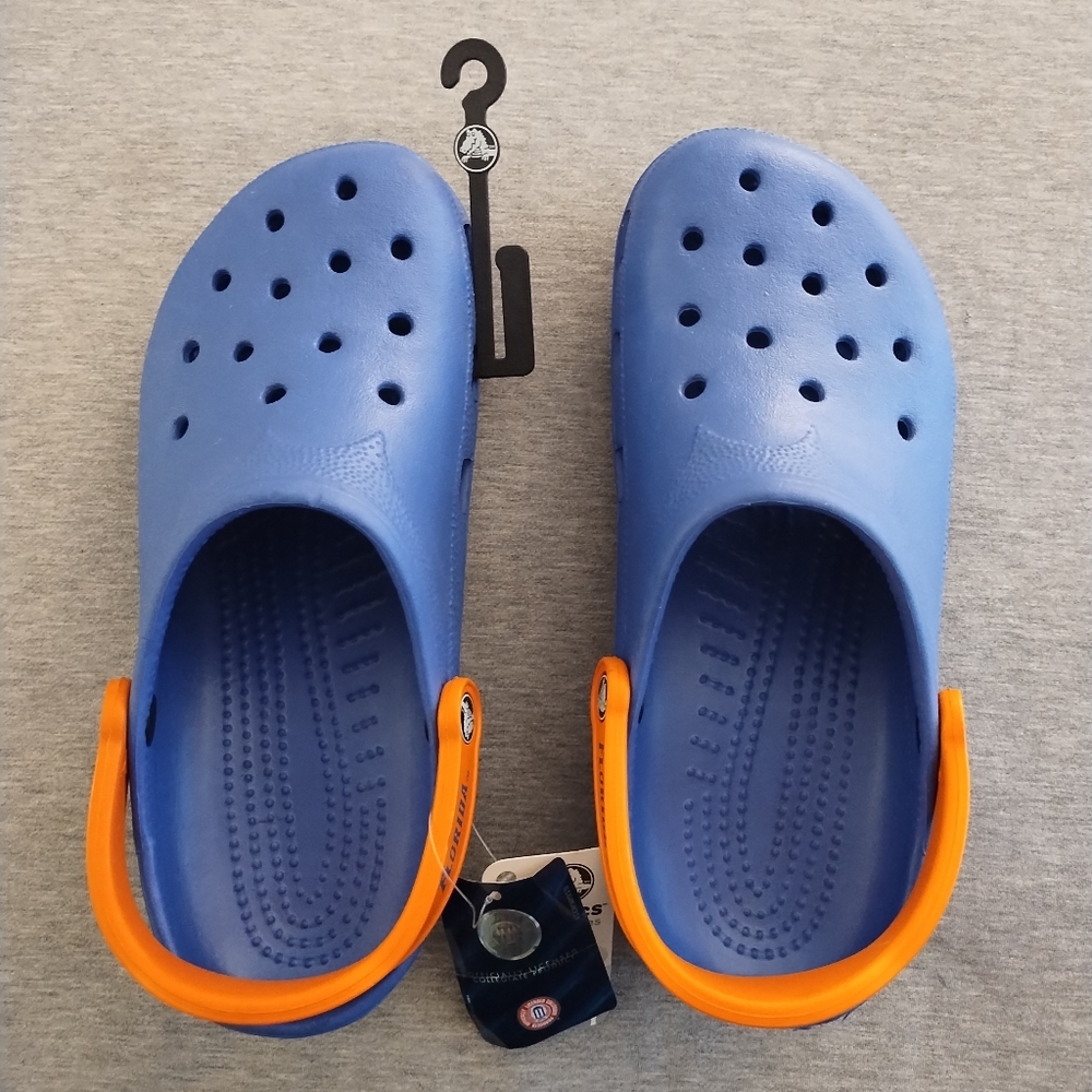 University of Florida Gators Crocs XL - Men’s 10-11 Women's 12-14 NWT Licensed - Picture 12 of 15